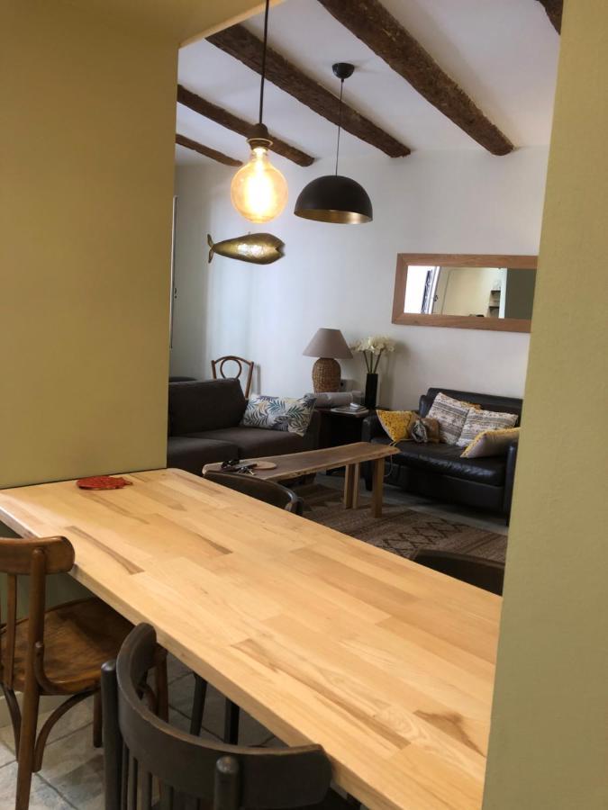 Sous le Clocher Marseilles Exterior foto