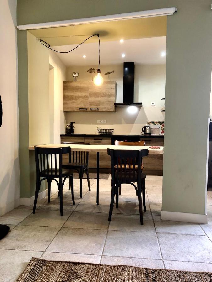 Sous le Clocher Marseilles Exterior foto