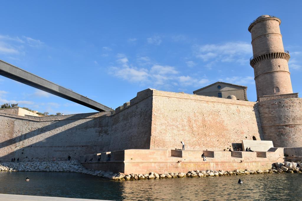 Sous le Clocher Marseilles Exterior foto