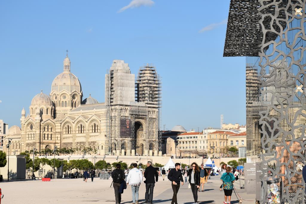 Sous le Clocher Marseilles Exterior foto