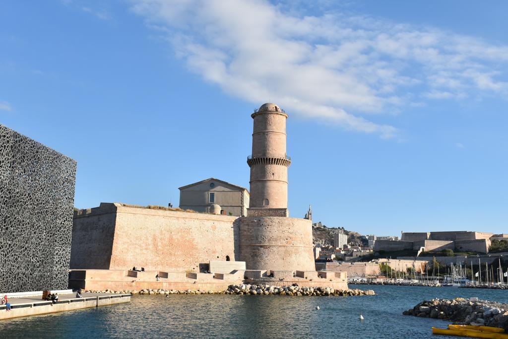 Sous le Clocher Marseilles Exterior foto