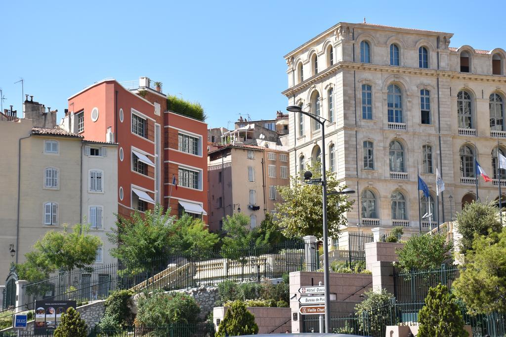 Sous le Clocher Marseilles Exterior foto