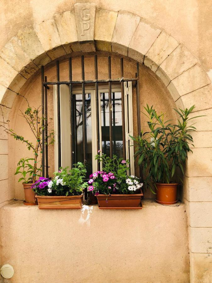 Sous le Clocher Marseilles Exterior foto